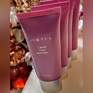 Mally Liquid Face Defender Foundation Fair/Light 1oz